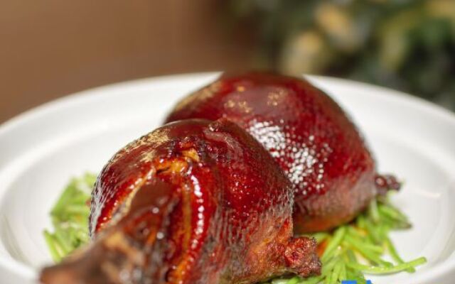 Yebo Qinhuai Water Street Hotel (Nanjing Confucius Temple)