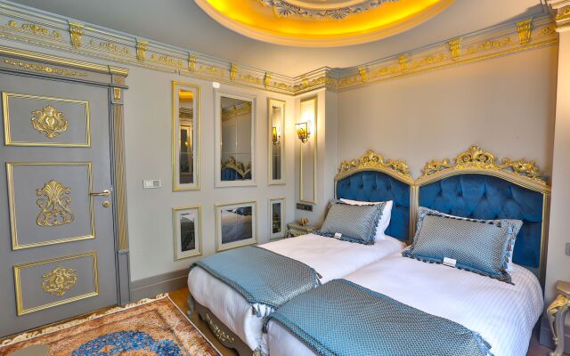 Real King Suite Hotel