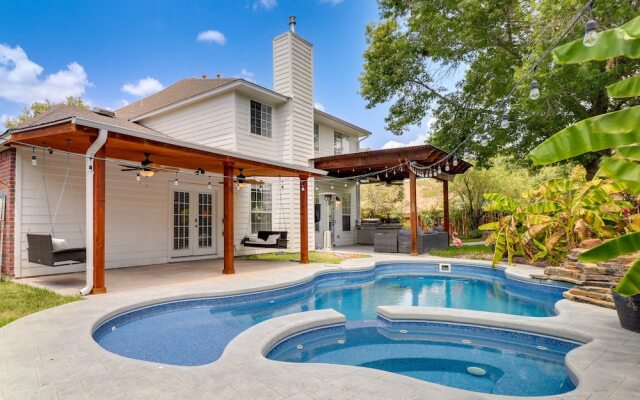 Upscale Pflugerville Paradise w/ Private Pool!