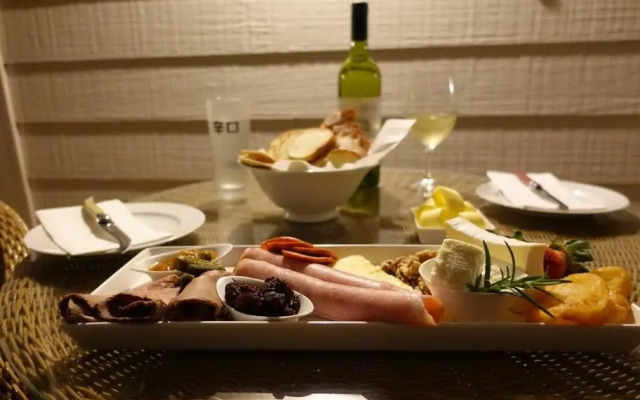 Llewellin's Guest House