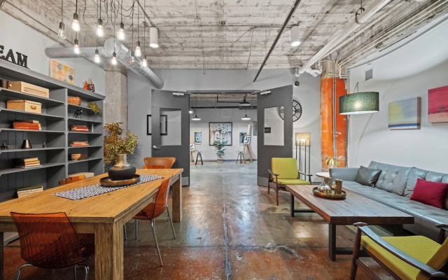 Downtown Dallas Loft