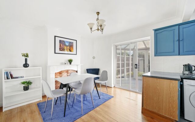 3bed Cozy House Parking Wifi