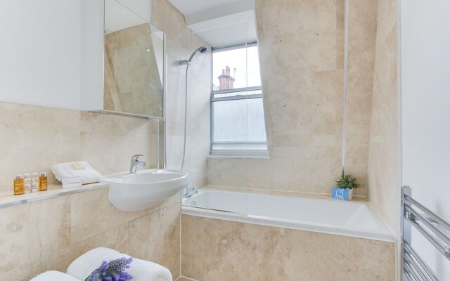 The Kensington High Street Apartment - FUL