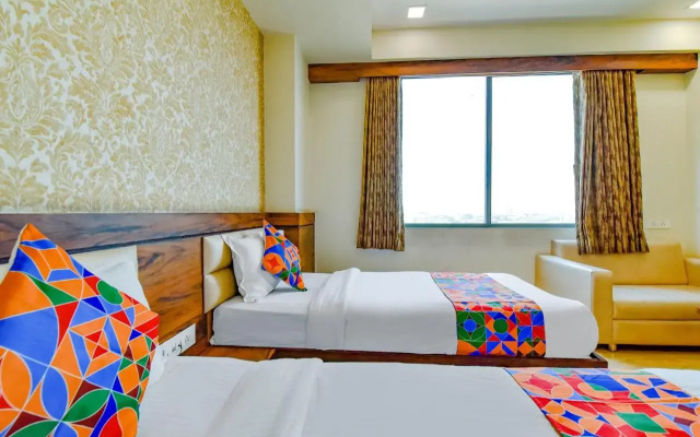 Fabhotel Hill Park