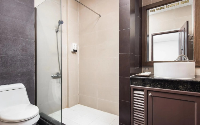 King Grand Boutique Hotel