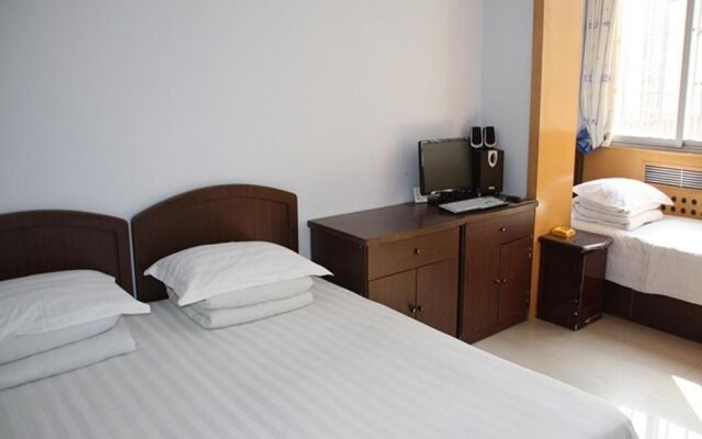 Chengde Changhong Hotel