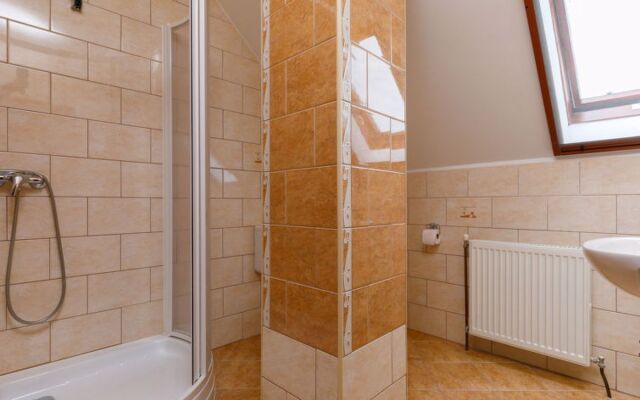 HOUSE NáRCISZ BALATONFOLDVAR/BALATONSZARSZO