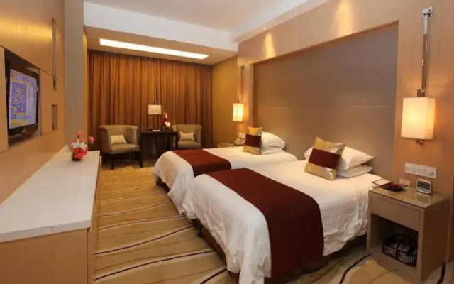 New Century Pujiang Hotel