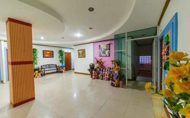 Baan Tonpai Koh Larn