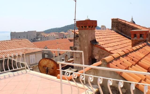 Apartment Nina - Old Town