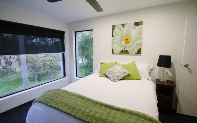 The Riverview BnB – Guest Rooms – Buronga