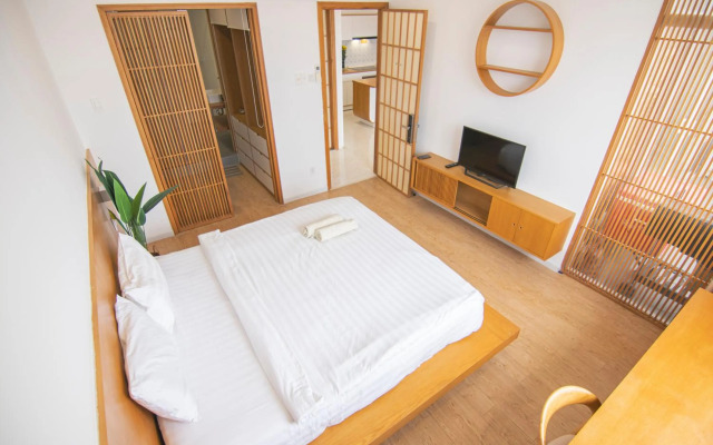 TOKYO 86 PENTHOUSE - Rooftop Garden Central City