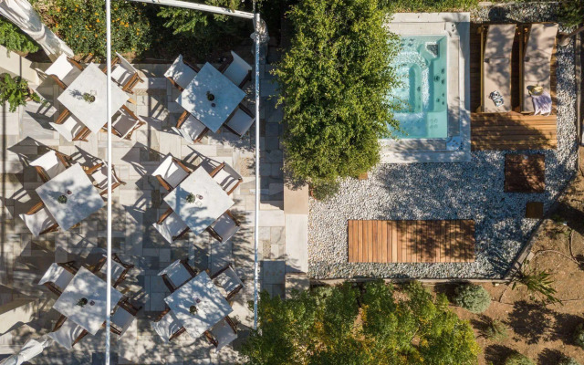 Mare Monte Luxury Suites