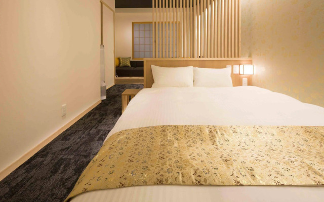 RESISTAY Gion Shijo