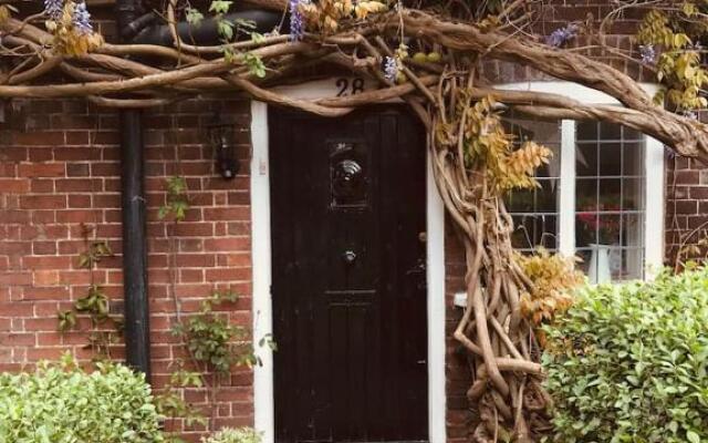 Wisteria Cottage
