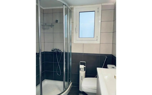 Cozy Apartment in Central Athens - Sleeps 6