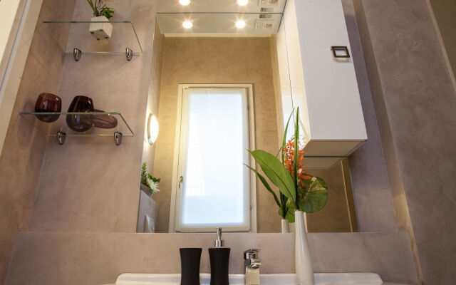 Milan Royal Suites & Luxury Apartments