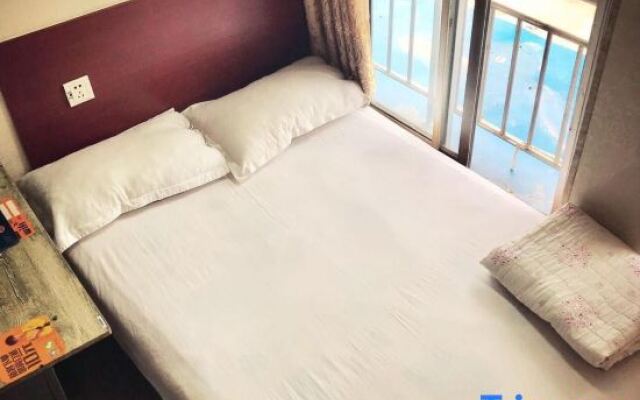 Qixia Hong'an Hostel