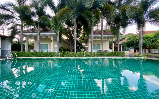 Ruenmaihom Riverside Cottage