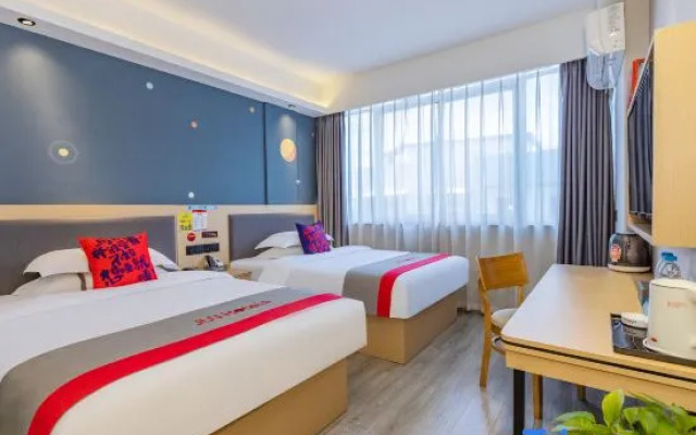 Junyi Hotel Chain (Chenzhou Yuhou Street Store)