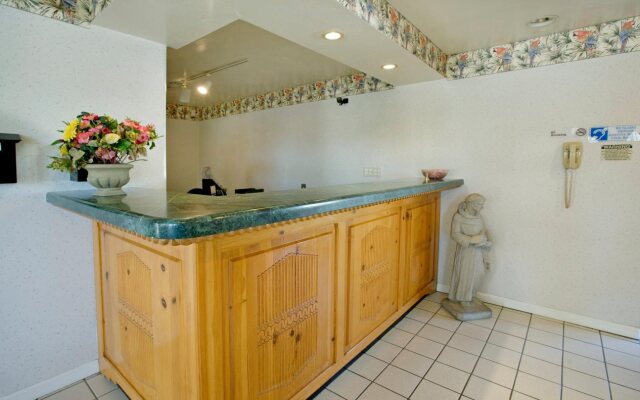 Americas Best Value Inn Loma Lodge