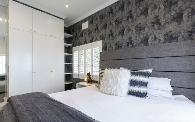 YOLO Spaces - Clifton Boutique Villa