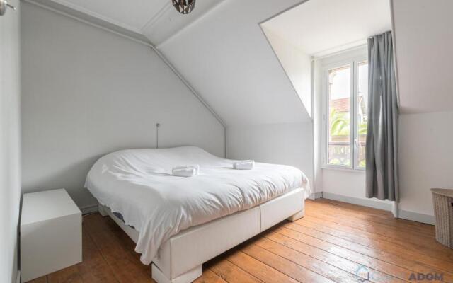 Maison avec jardin de 1200m et billard