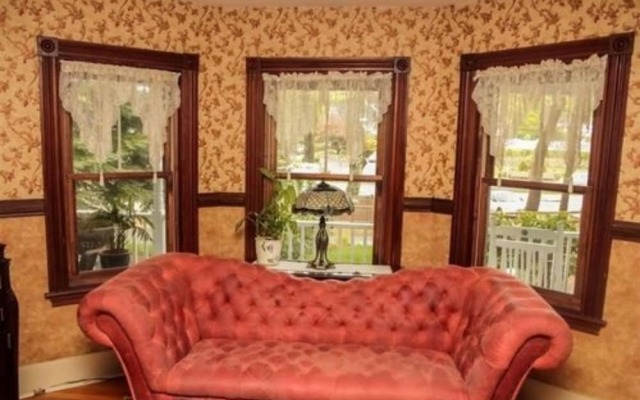 The Ogunquit Inn