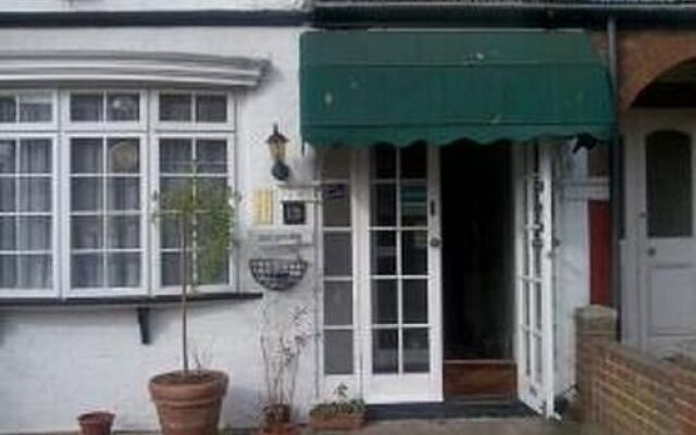 Stonar Guest house