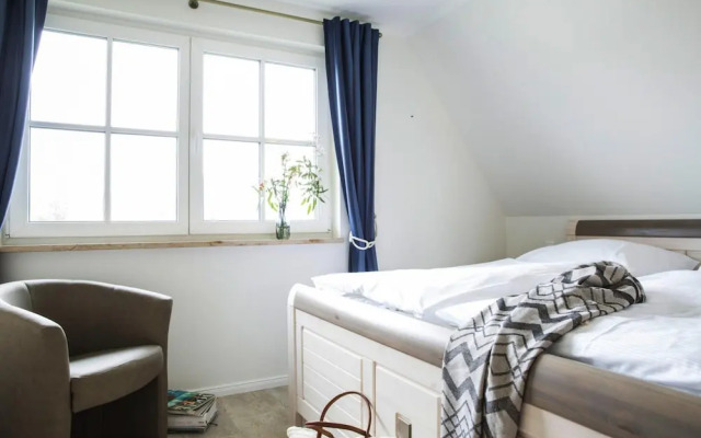 House by Bodden Lagoon With Sauna