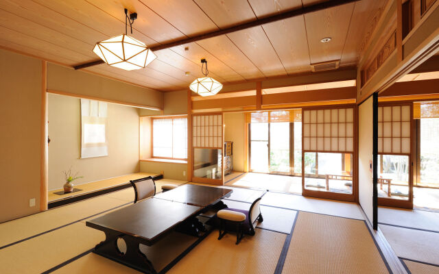 Ryoutei Ryokan YASUI