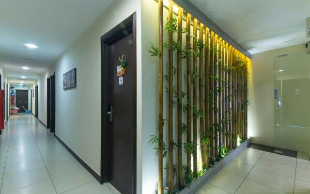 Top Garden Hotel