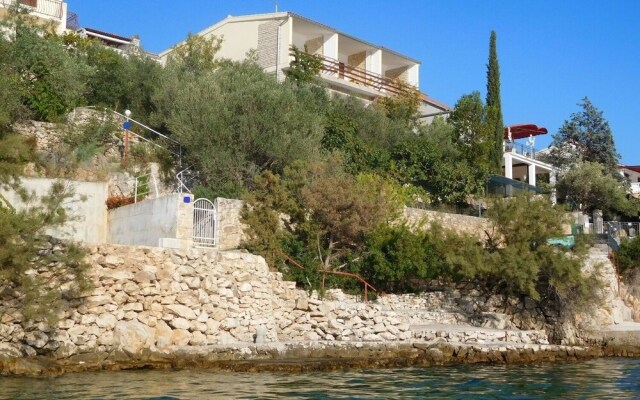 Ivan - 15 m From Beach - A1