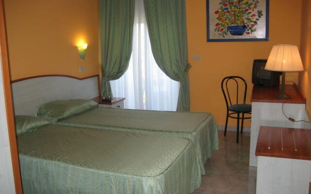 Atlantis Palace Hotel