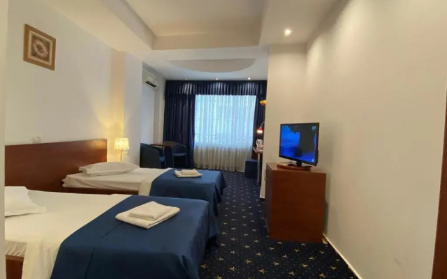 Samaa Hotel