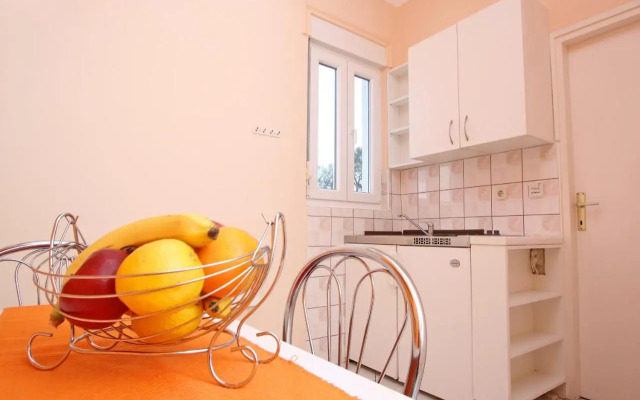 Apartments and Rooms Vesna Novalja