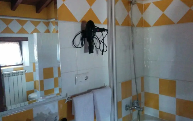 Sobrefuentes Casa De Aldea