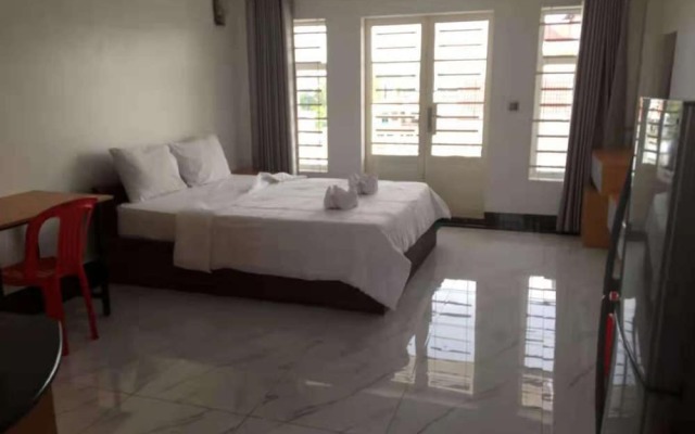 Full Moon Hotel And Apartment