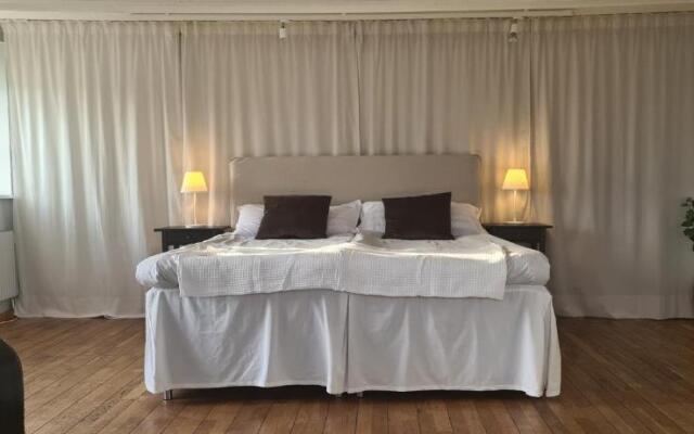 Sea Lodge