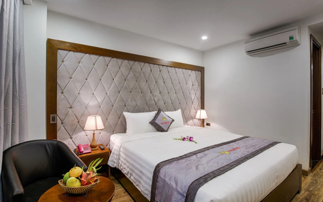 Royal Charm Hotel
