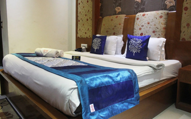 Hotel Raj Mandir