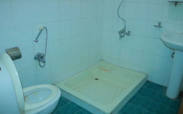 Hotel shaheen International