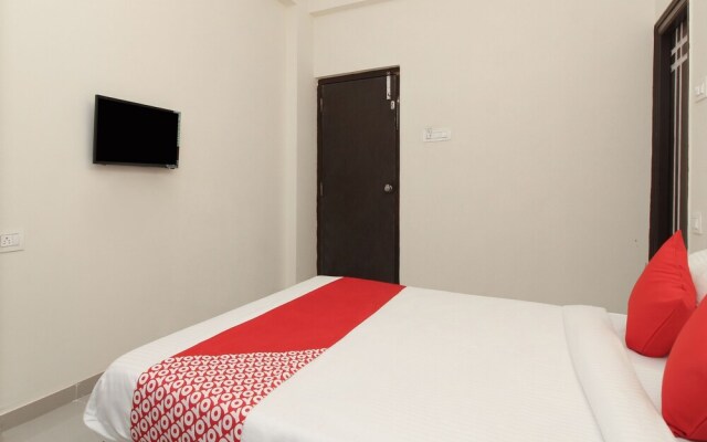 OYO Flagship 23620  VJR heights  Gachibowli