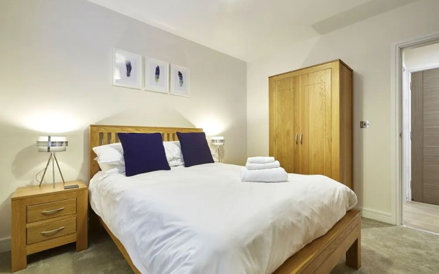 Maidenhead Serviced Apartments - Imperial Court By Flying Butler