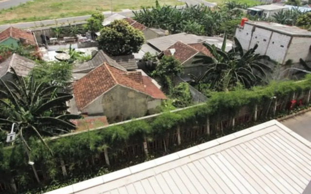 Modern and Comfortable Studio Apartment Springlake Summarecon near Summarecon