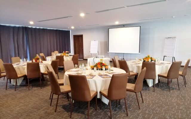 Vias Hotel Vung Tau - Transportation Included