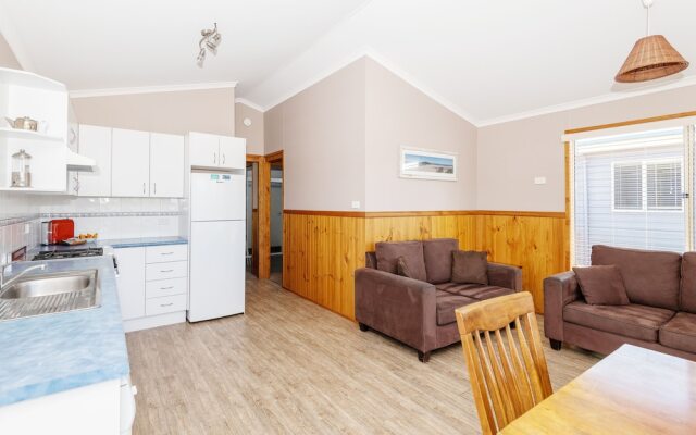 Holiday Haven Lake Tabourie