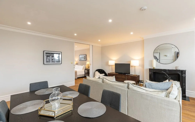 JOIVY Astonishing 2 Bedroom near Mayfair & Piccadilly Circus
