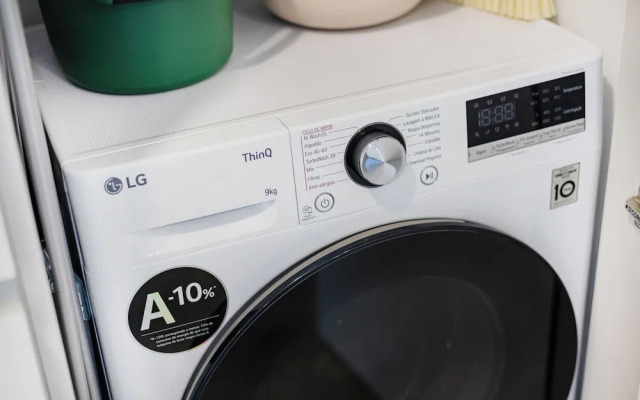 The Pine Flat with Pool at Furadouro