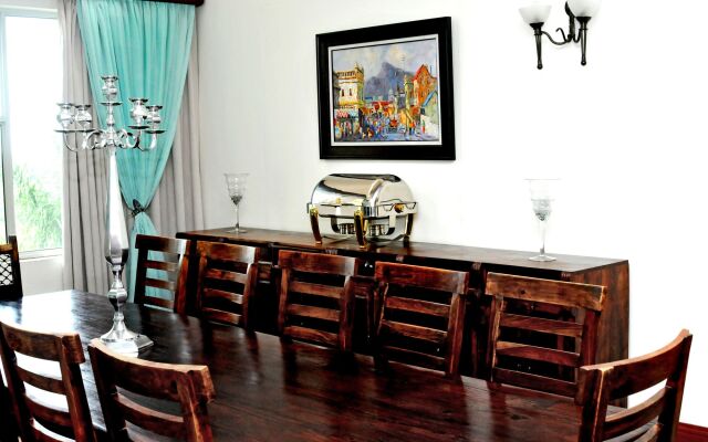 All Seasons Boutique Hotel